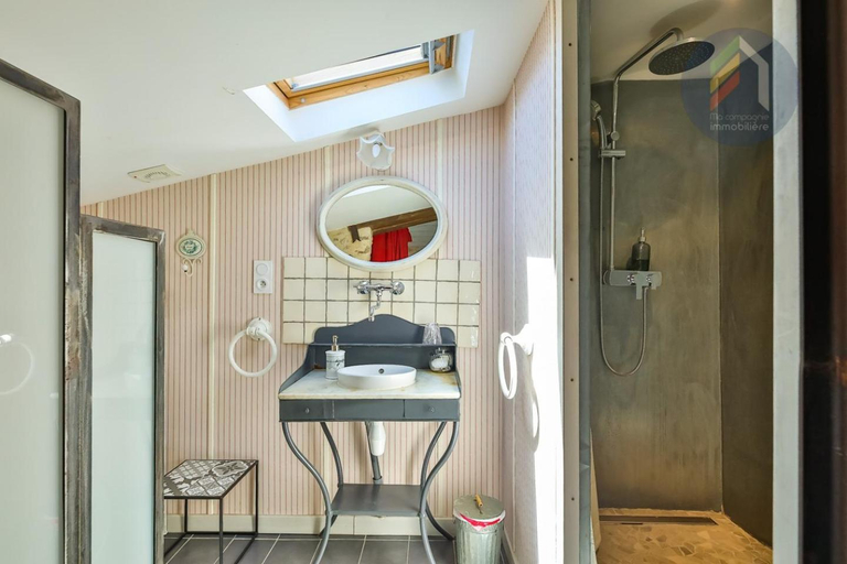 Bathroom 2, Les Chambres de la Forge des Collines, Vendée