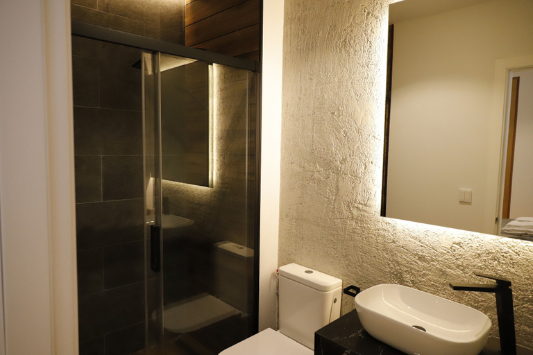 Bathroom 3, Medina Homes Puente Romano, Córdoba