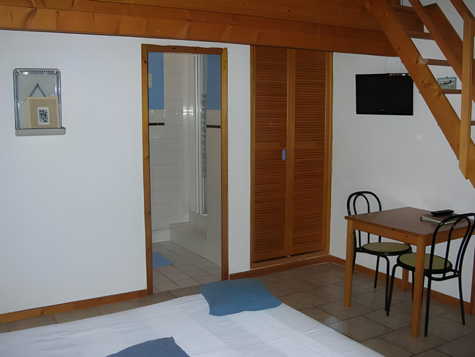 Others 5, Chambres d'hotes- Le Pre aux Anes, Drôme