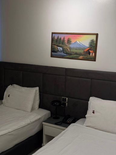 Bedroom 2, NY Suites Hotel, Beirut