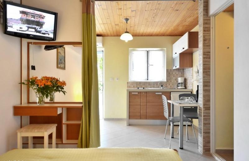 Others 2, Studio apartments 4 two, Bol