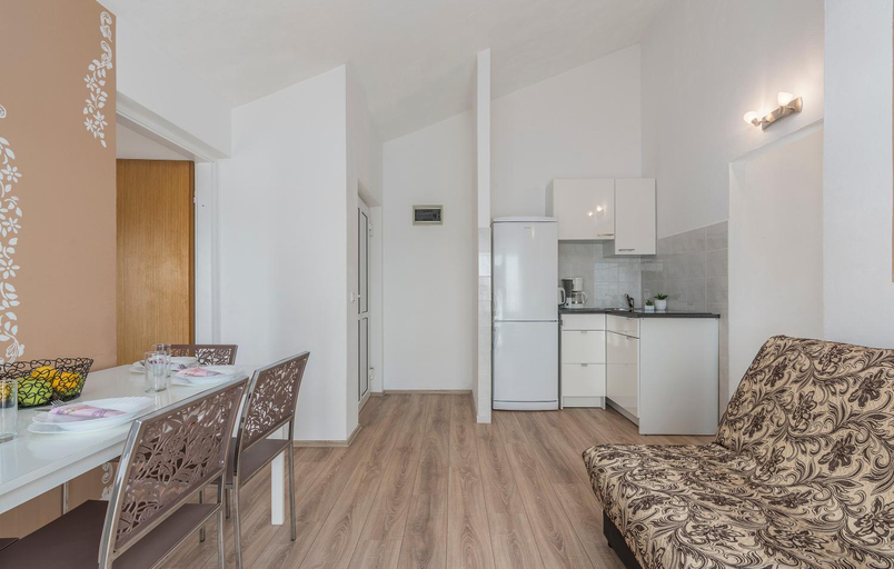 Others 5, Maja - Apartment 1, Vrsar