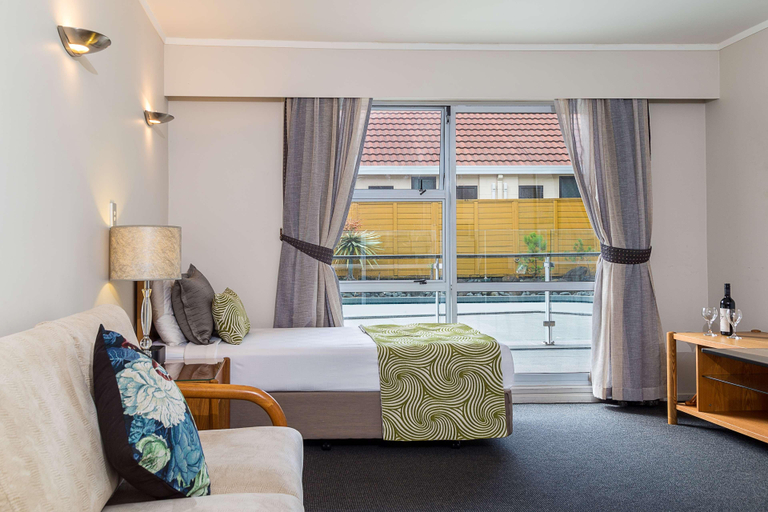 Sport & Beauty, Best Western Newmarket Inn & Suites, Waitakere