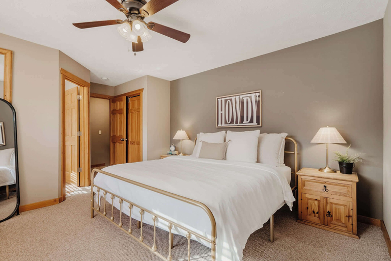 Bedroom 4, Cozy Pines Cabin - Quiet Relaxation!, Stone