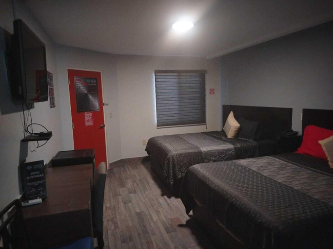 Bedroom 2, LIZVAN HOTEL MOTEL, Tijuana