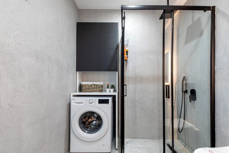 Bathroom 3, Sway - Chic 1-BR Apt & Balcony in Athens, Attica