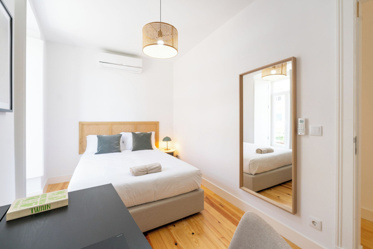Bedroom 3, Sunny Lisbon Apartments by SoulPlaces, Lisbon