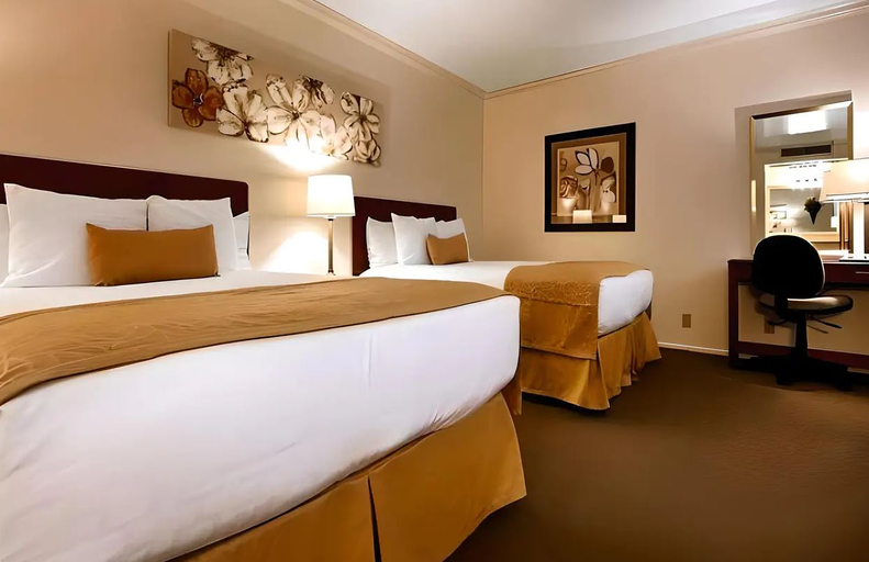 Bedroom, Econo Lodge Inn & Suites Vernal UT, Uintah