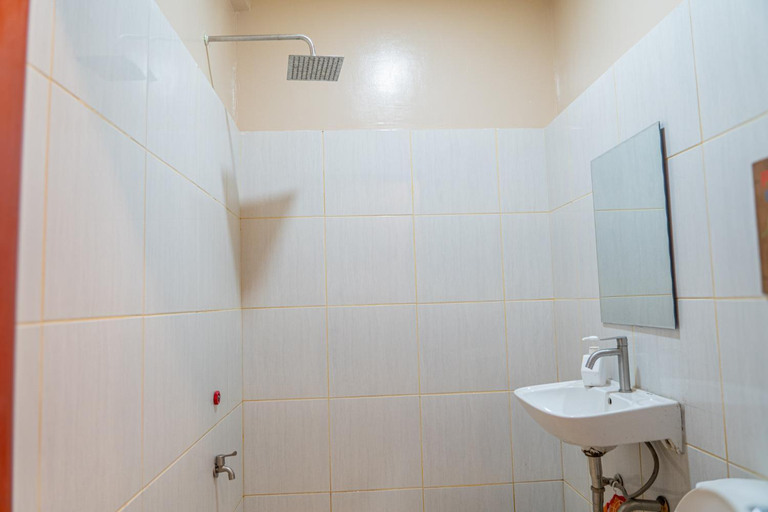 Bathroom 2, CocoRico Hostel, San Vicente