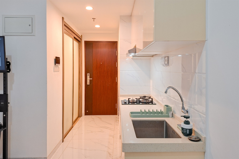 Others 4, Simply Look Studio Room at Sky House BSD Apartment By Travelio, South Tangerang