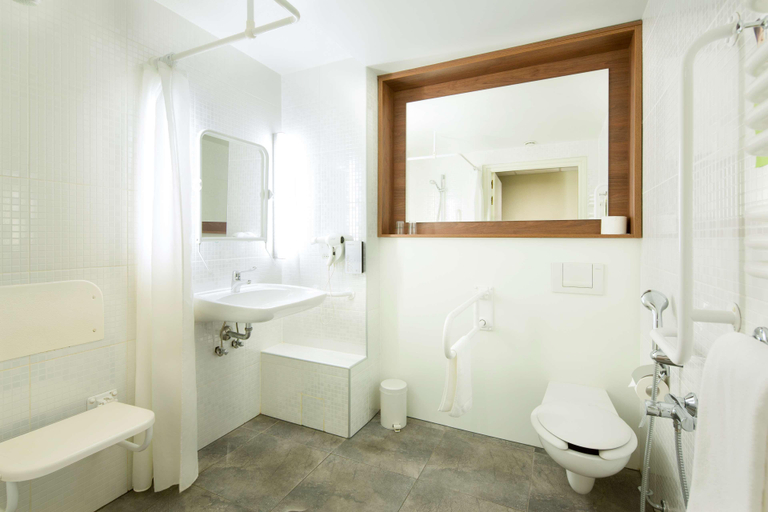 Bathroom 4, Campanile Prime Warszawa Centrum, Warsaw