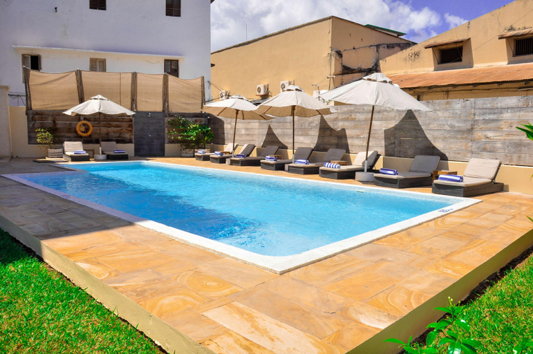 Sport & Beauty 2, Golden Tulip Zanzibar Boutique, Mjini