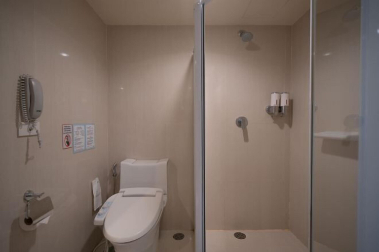 Bathroom 7