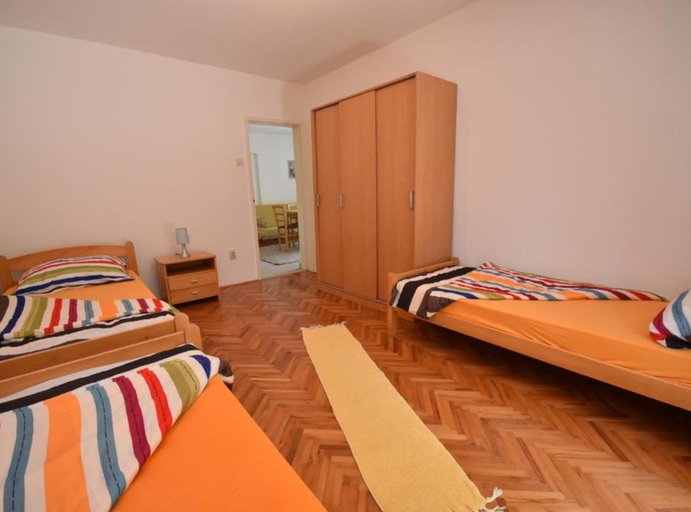 Others 5, Cozy Igalo Retreat Ideal for Families