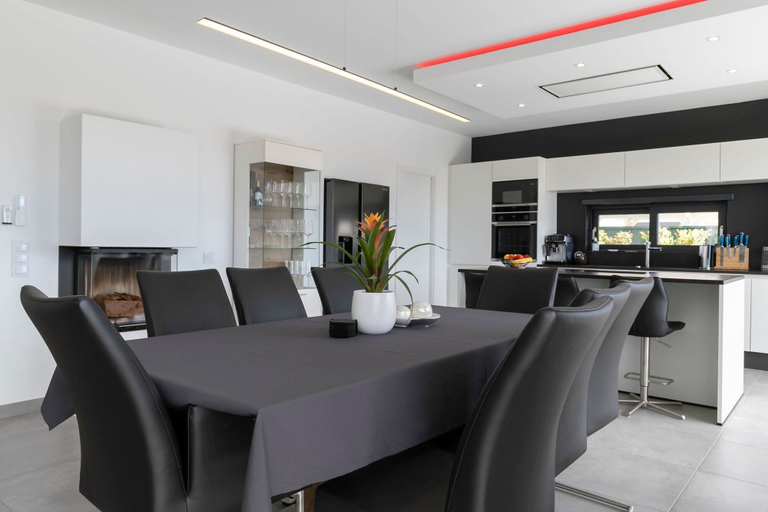 Room 5, Manatee Modern Luxurious Villa, Lagoa