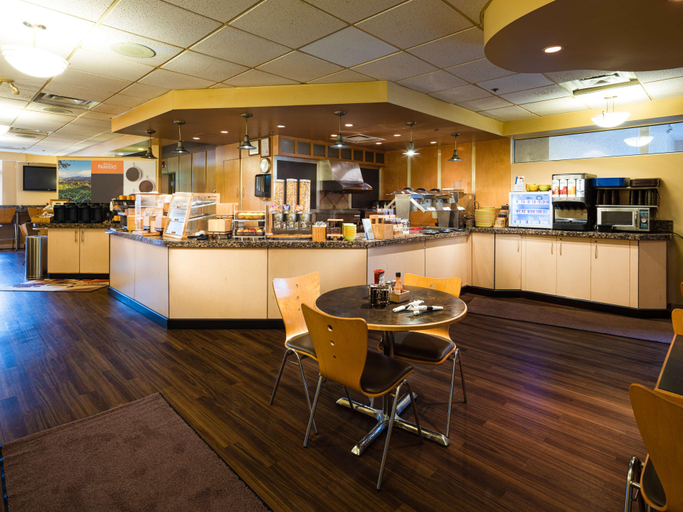 Food & Drinks 5, Best Western Plus Fernie Mountain Lodge, East Kootenay