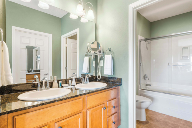 Bathroom 4, Majestic Sunset Duo: Stay for 14!, Taney