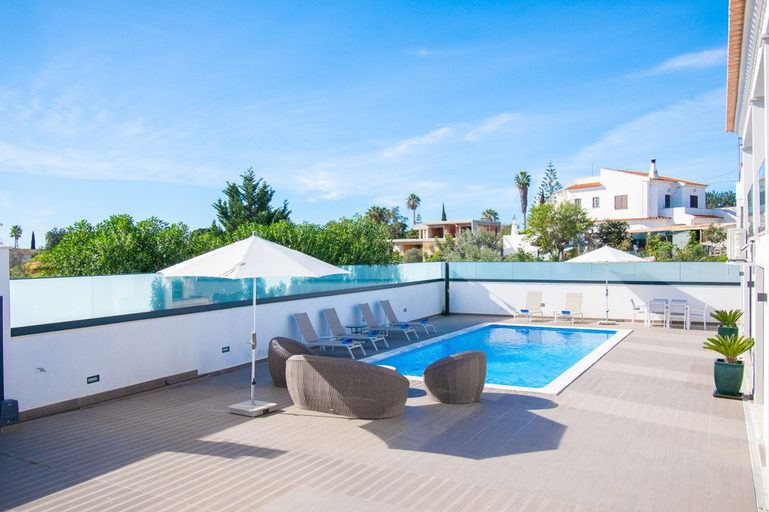 Room 2, Ilha do Sol Luxury in an Ideal Location, Lagoa