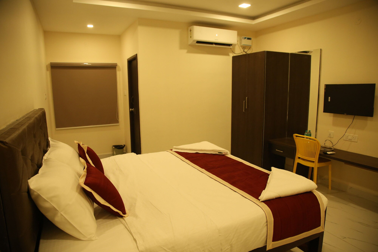 Others 5, Kings Residency, Tiruvannamalai