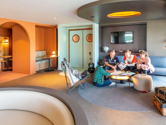 Public Area 2, ibis Styles Rouen Parc des Expos Zenith, Seine-Maritime