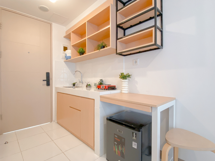 Others 5, Tidy Studio Room at Tokyo Riverside PIK 2 Apartment By Travelio, Tangerang