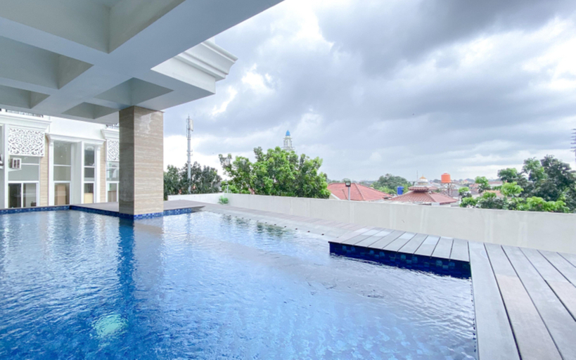 Sport & Beauty 2, Quiet and Strategic Studio Loft at Apple 1 Condovilla Apartment By Travelio, South Jakarta