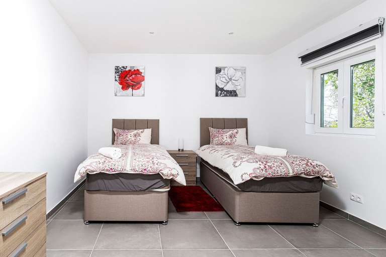 Room 3, Casa O Charco Lovely Villa With Annex With Priv, Lagoa
