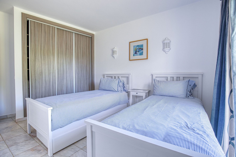 Room 5, Vila Paraiso in Carvoeiro, Lagoa
