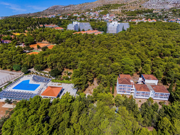 Exterior & Views 1, Hotel Medena Plus, Seget
