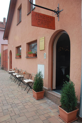 Others 3, Penzion Ryba, Příbram