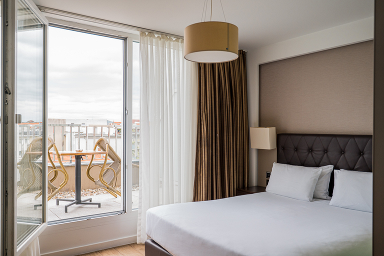 Bedroom 3, Homaris West Side – Self- Check In, Berlin