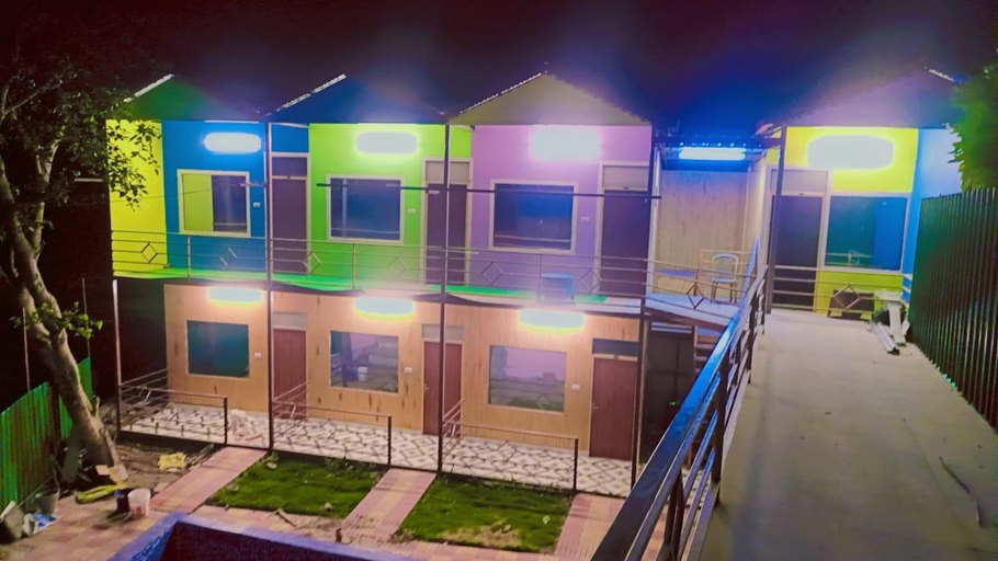 Entrance 5, SPARSH GANGA COTTAGE & RESORT, Dehradun