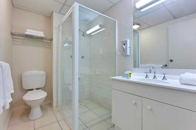 Bathroom 4, Canberra Tall Trees, Canberra