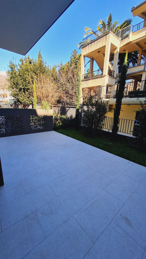 Exterior & Views 2, Air Onia