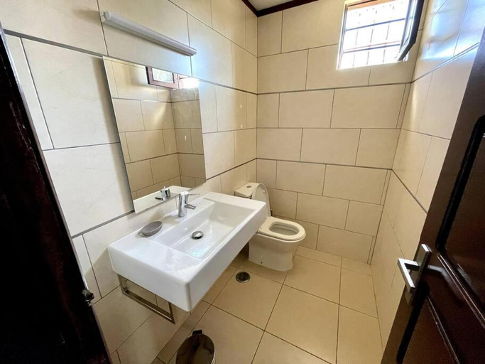 Bathroom 2, Villa OceanKokia, Albufeira