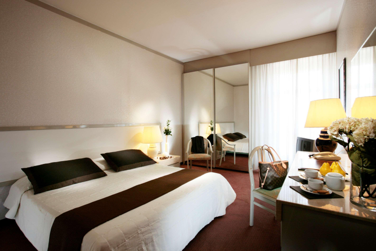 Bedroom 3, Etrusco Arezzo Hotel, Sure Hotel Collection by Bes, Arezzo