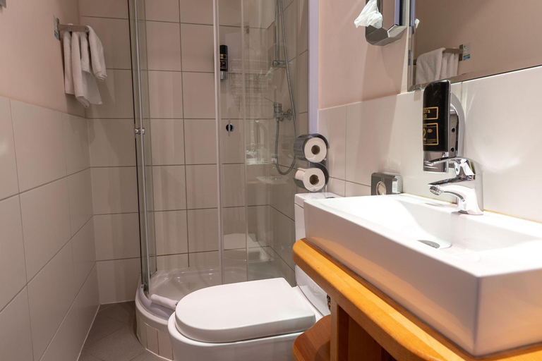 Others 5, Warum ins Hotel, Heilbronn