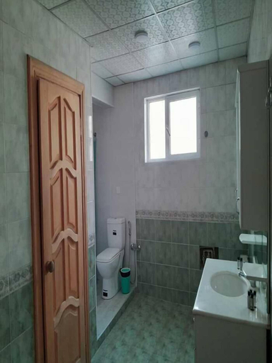 Bathroom 2, Versailles Boutique Hotel, Baku
