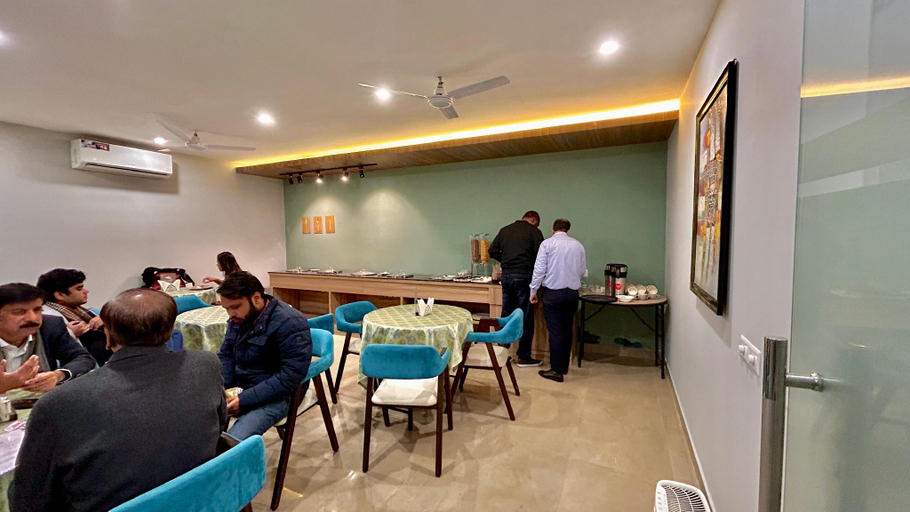 Food & Drinks 4, Residences By Hotel Limon, Sector 45, Gurgaon, Gurgaon
