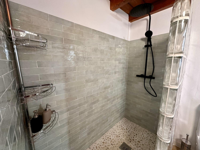 Bathroom 4, Maravillosa Casa Rural Alegria, Málaga