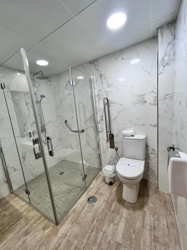 Bathroom 4, El Romerito, Málaga
