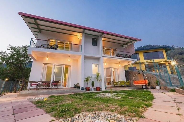 Exterior & Views, Adrushya Estate Luxury Suites Mukteshwar, Nainital