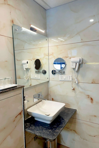 Bathroom 4, Mysore Elite, Mysore