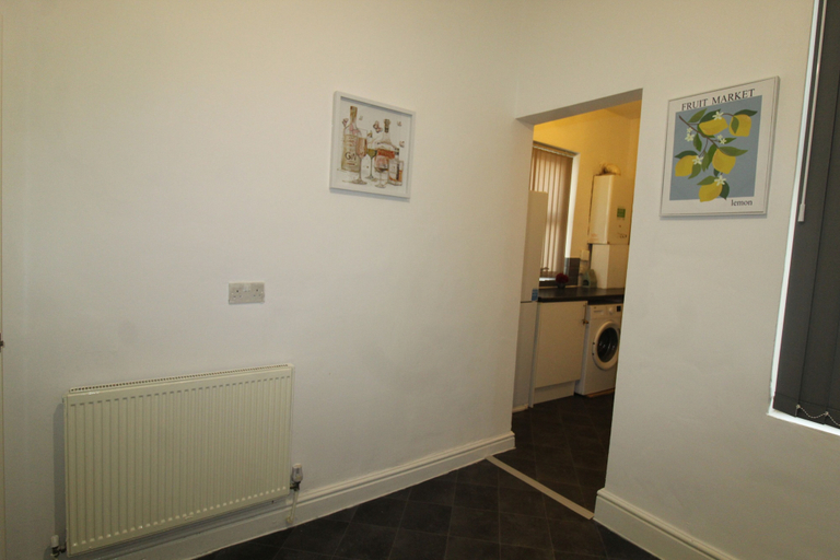 Others 5, Sefton House by Smart Corporate Stays, Sefton