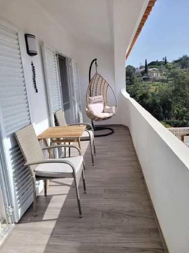 Room 2, Casa Covo Superb House Sea Views and Pool Grea, Lagoa