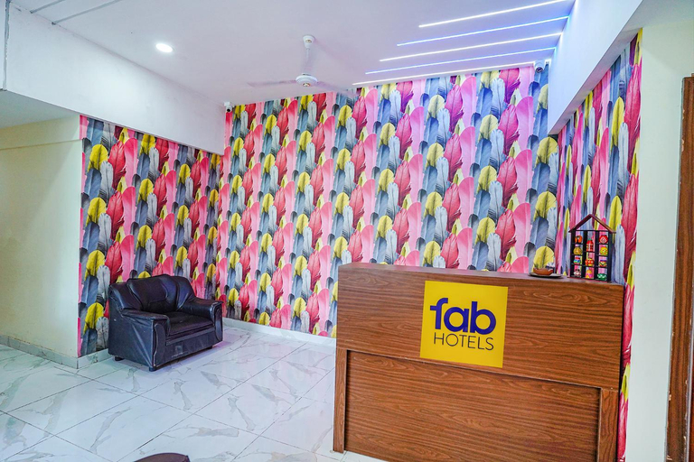 Public Area 2, FabHotel Aishwarya Inn, Kancheepuram