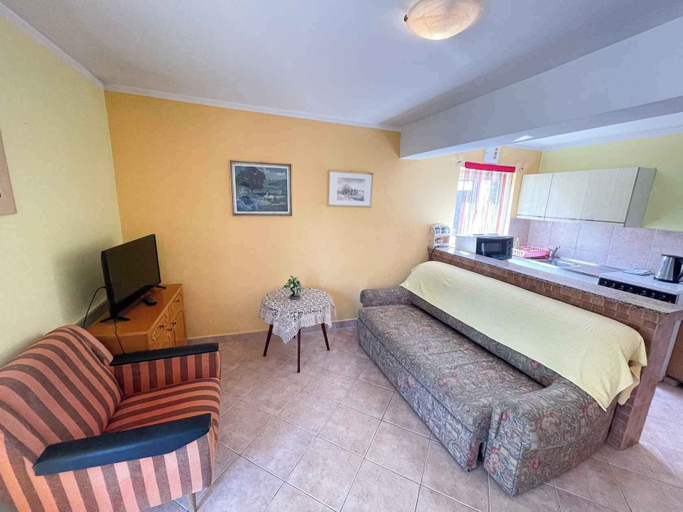 Bedroom 2, Apartman Leonarda, Crikvenica