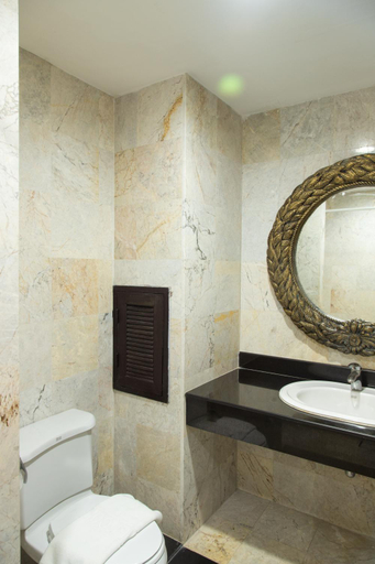 Bathroom, Gassan Panorama Golf Club, Ban Thi
