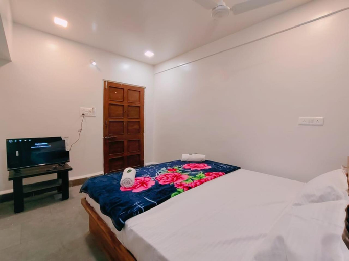Bedroom 2, Amrutwa Guest House, Pune