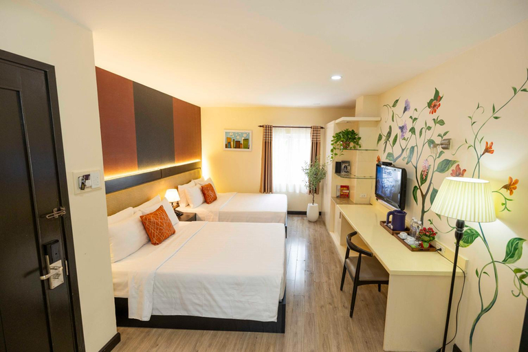 Bedroom 12